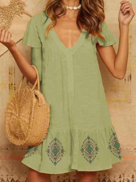 Ladies summer cotton dress with embroidered hem Ivyshape