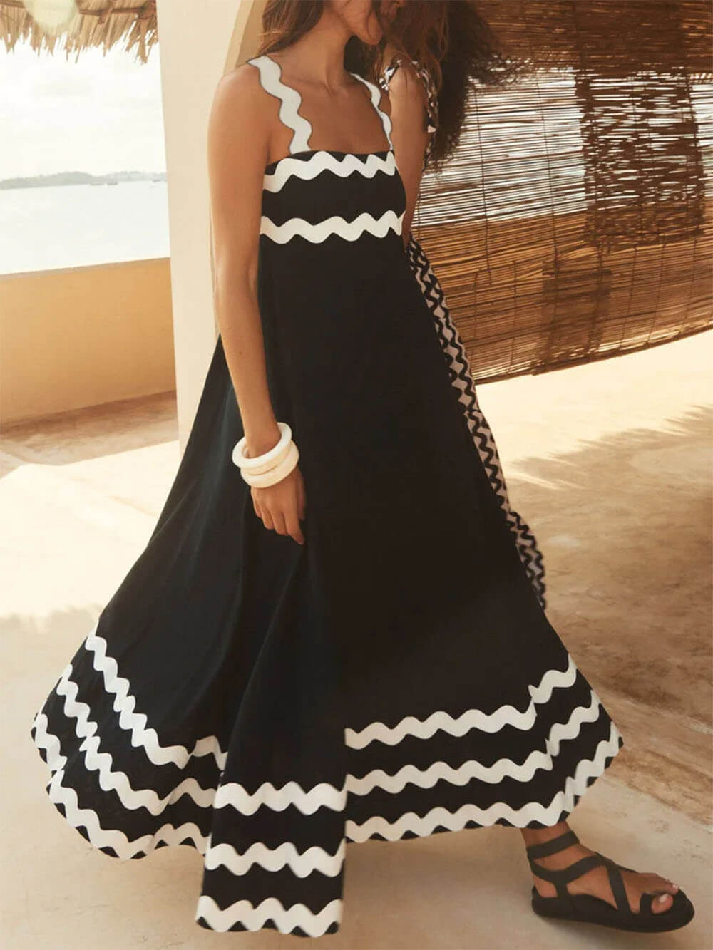 Ivyshape | Waves Maxi Dress