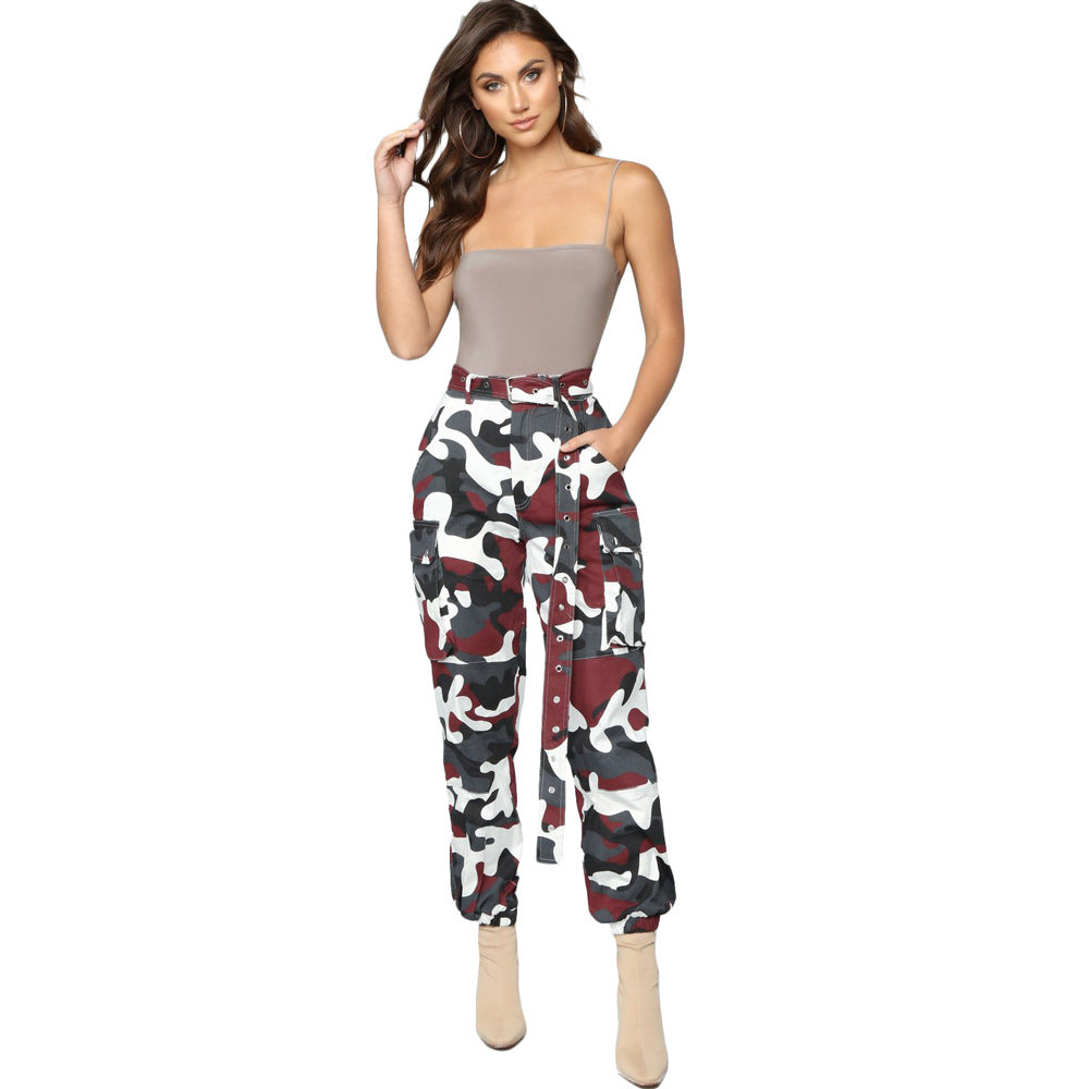 Women's Casual Crop Top and Elegant Chino Pants with Leopard Print Ivyshape