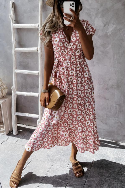 Ivyshape | Loved By You Midi Dress With Daisy Print
