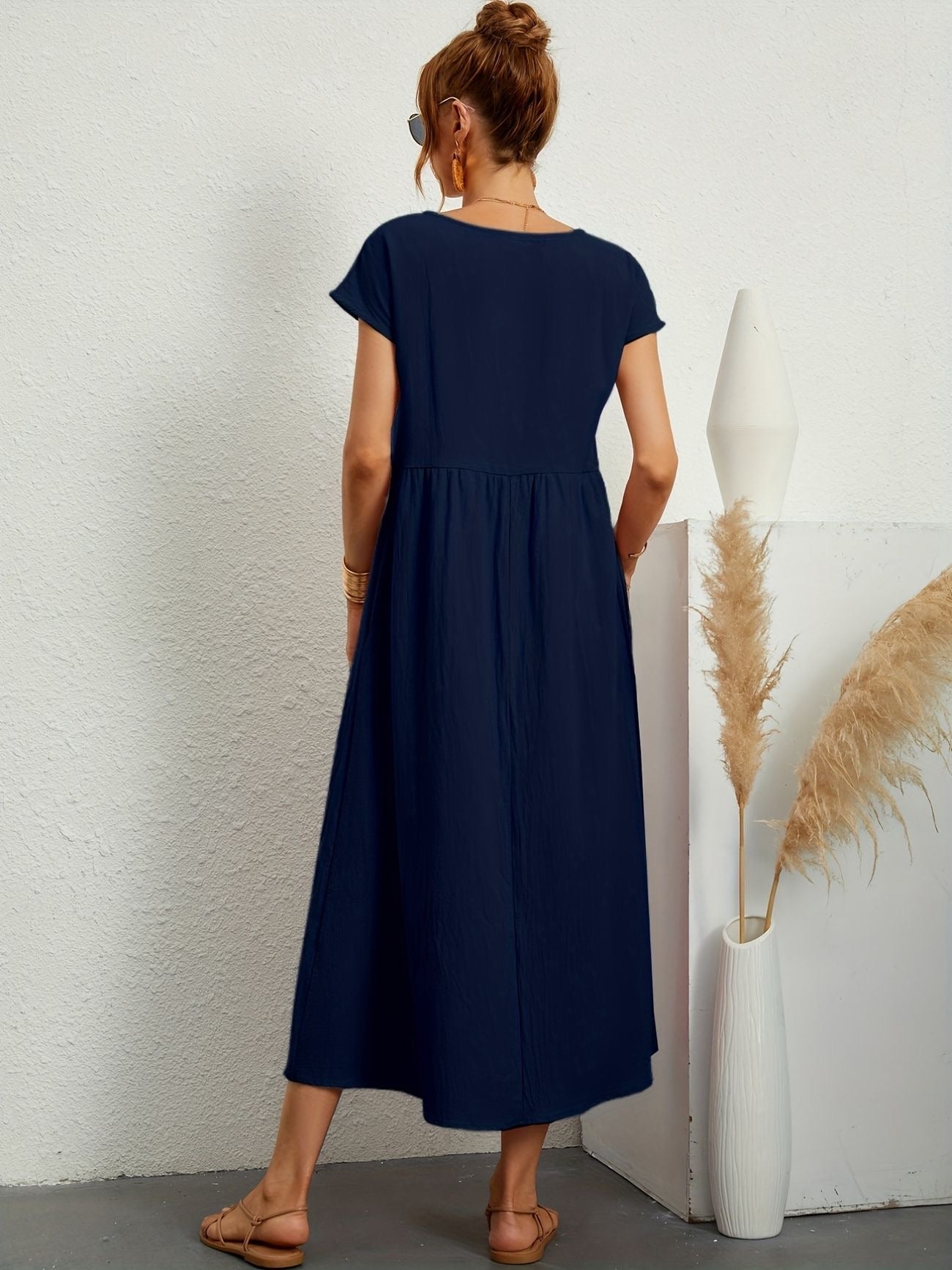 Ivyshape | Camille Dress with Round Neck