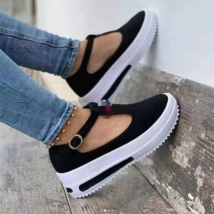 Ladies sporty Mary Jane sneakers with adjustable strap Ivyshape
