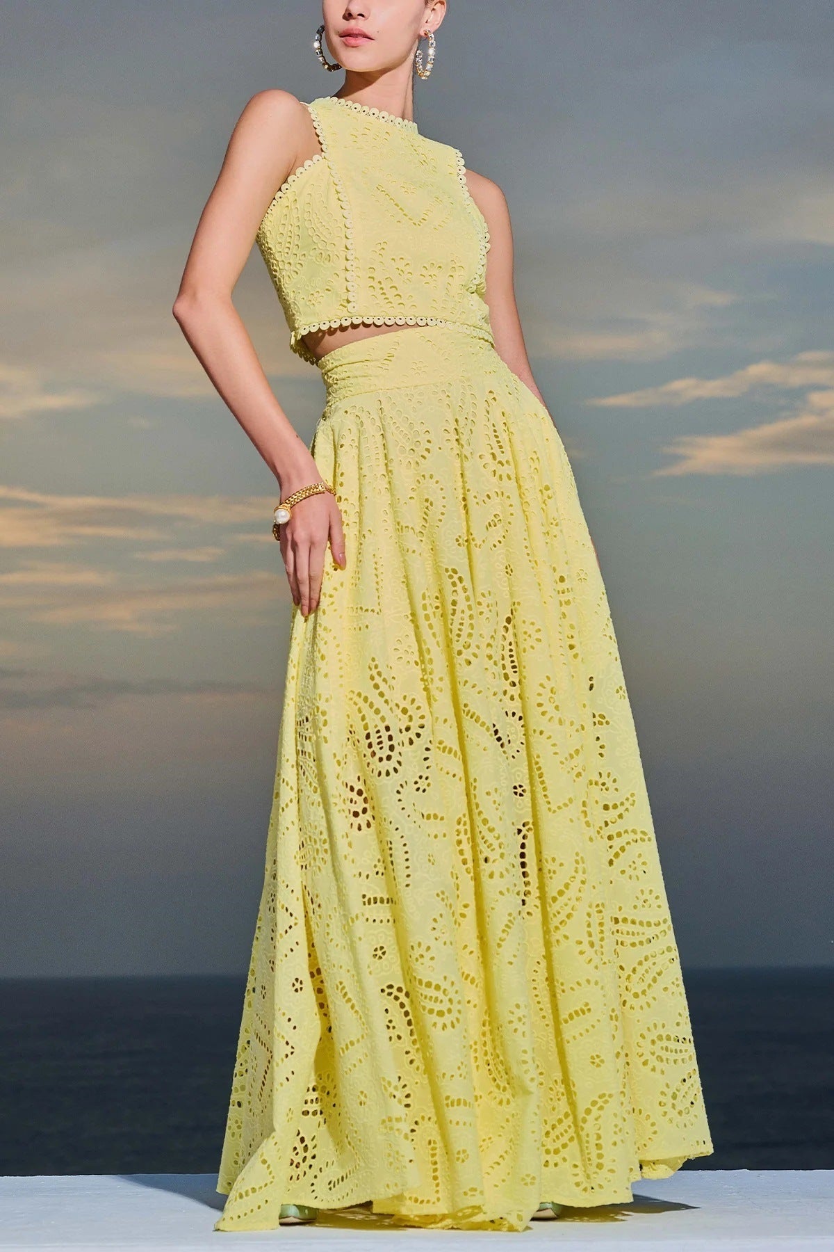 Women Elegant Two-Piece Set with Airy Lace Structure Ivyshape