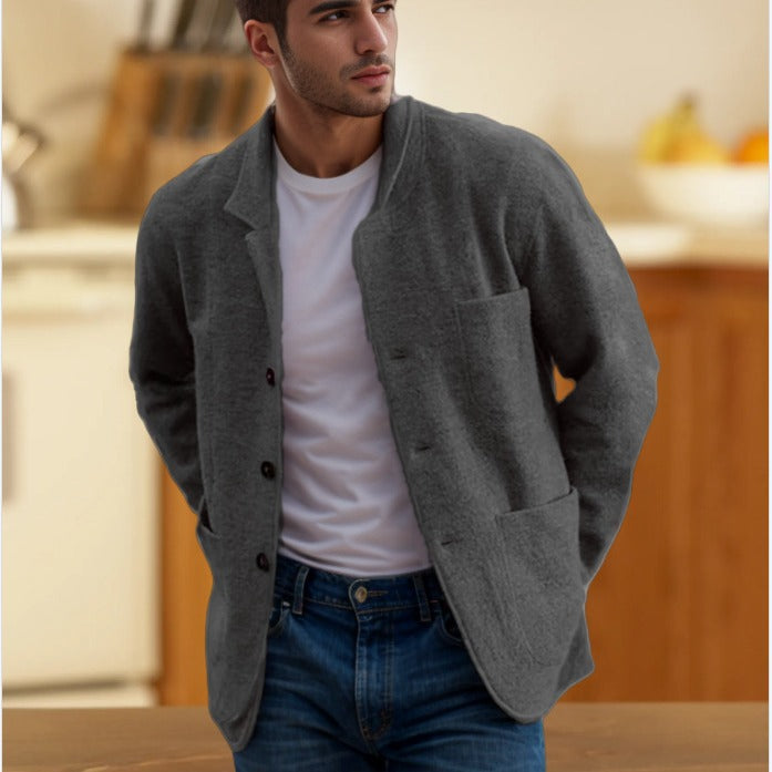 Men's casual wool jacket with practical pockets and button closure Ivyshape