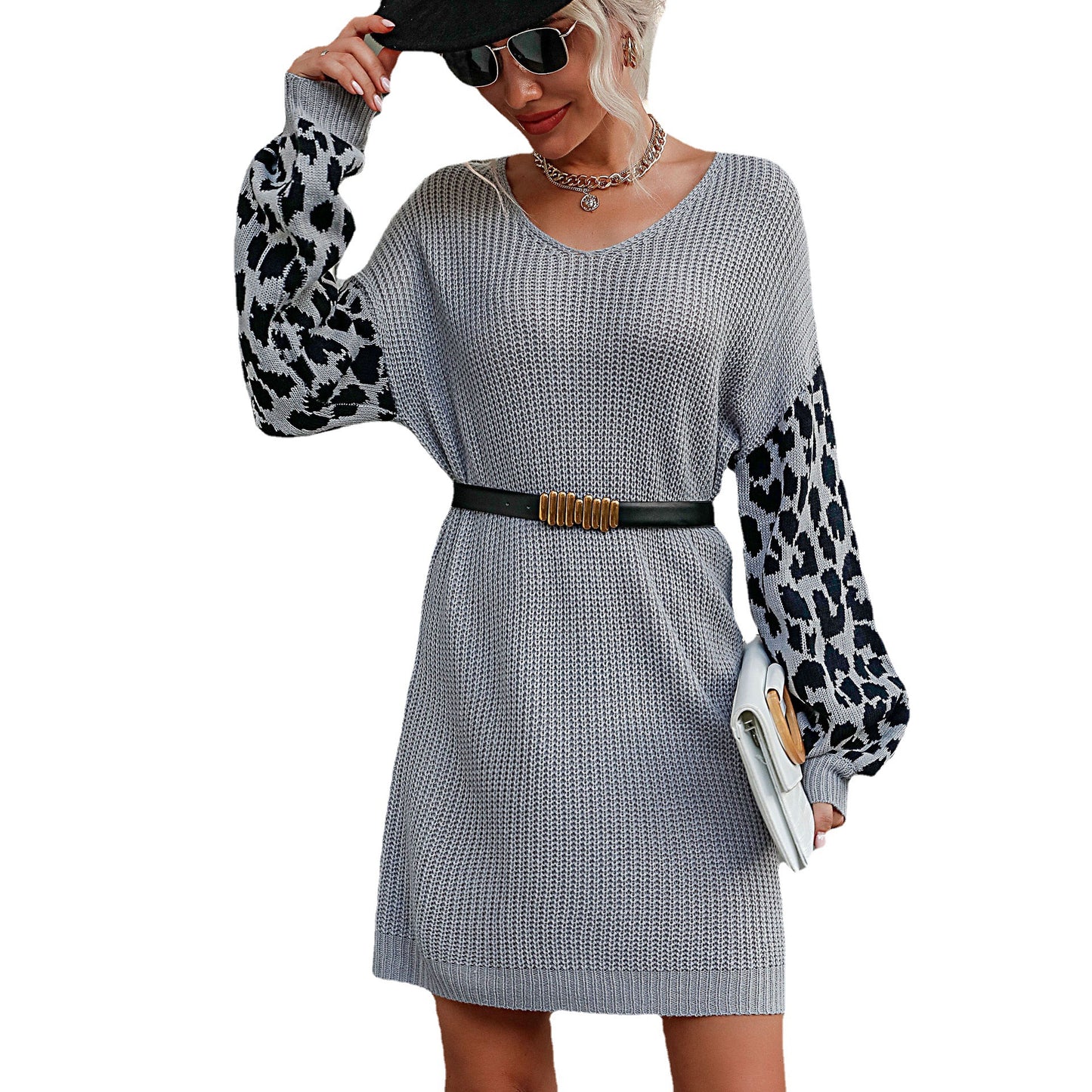 Women's knitted dress with contrasting sleeves and stylish animal patterns Ivyshape