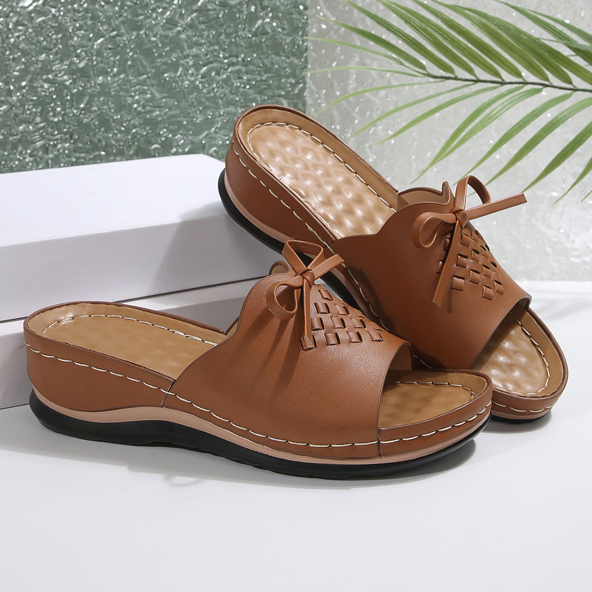 Ladies Comfortable Clogs Sandals with Braided Straps Ivyshape