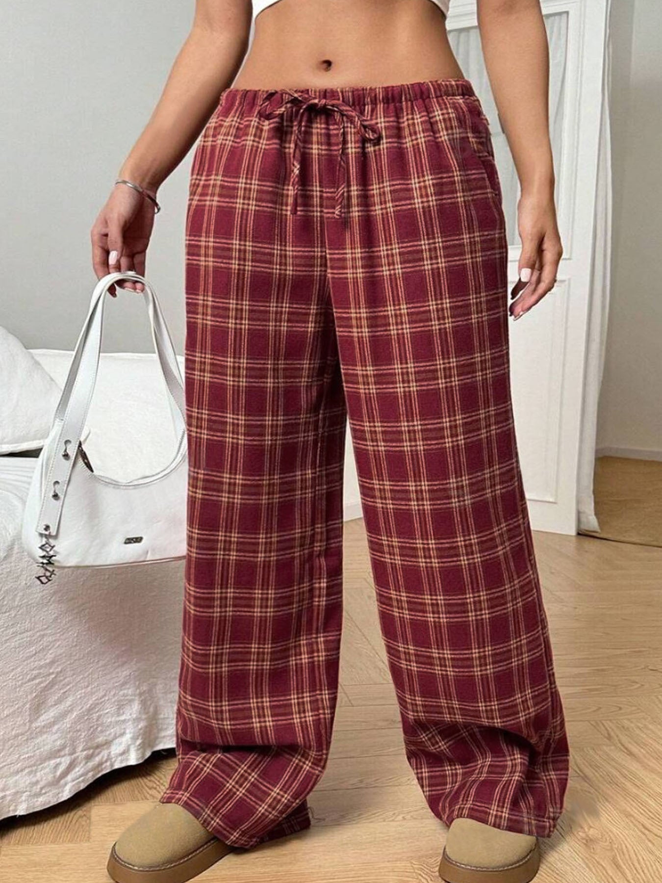 Women Wide Check Trousers with Elastic Waistband and Practical Pockets Ivyshape
