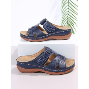 Women's Comfortable Clogs with fashionable knot design and ergonomic footbed Ivyshape