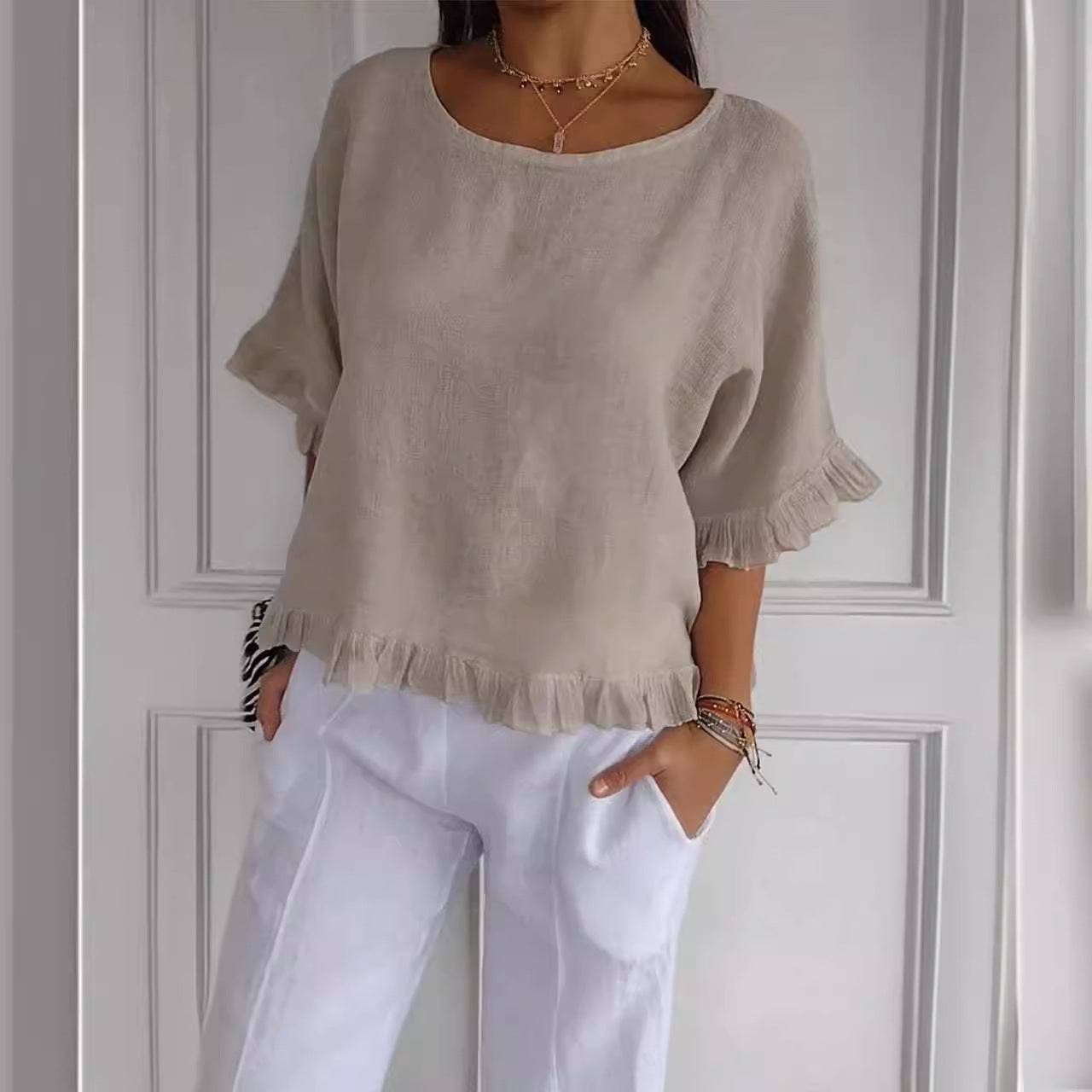 Women's casual blouse with ruffled hem Ivyshape