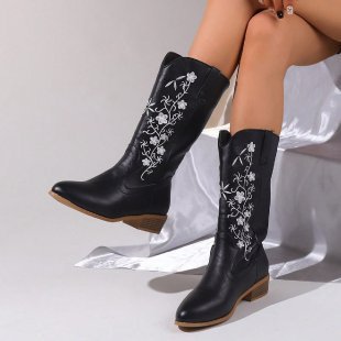 Ladies boots with floral embroidery and comfortable wear Ivyshape