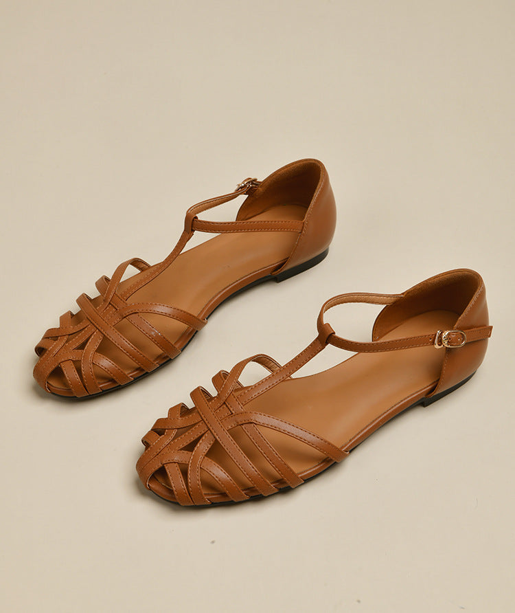 Ladies elegant flat sandals with adjustable strap and fashionable cut IvyShape