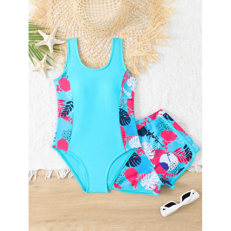Women's swimsuit set with a fresh tropical pattern and sporty cut Ivyshape