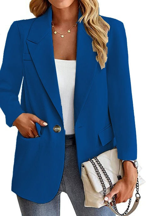 Ladies blazer with fashionable pockets and elegant cut Ivyshape