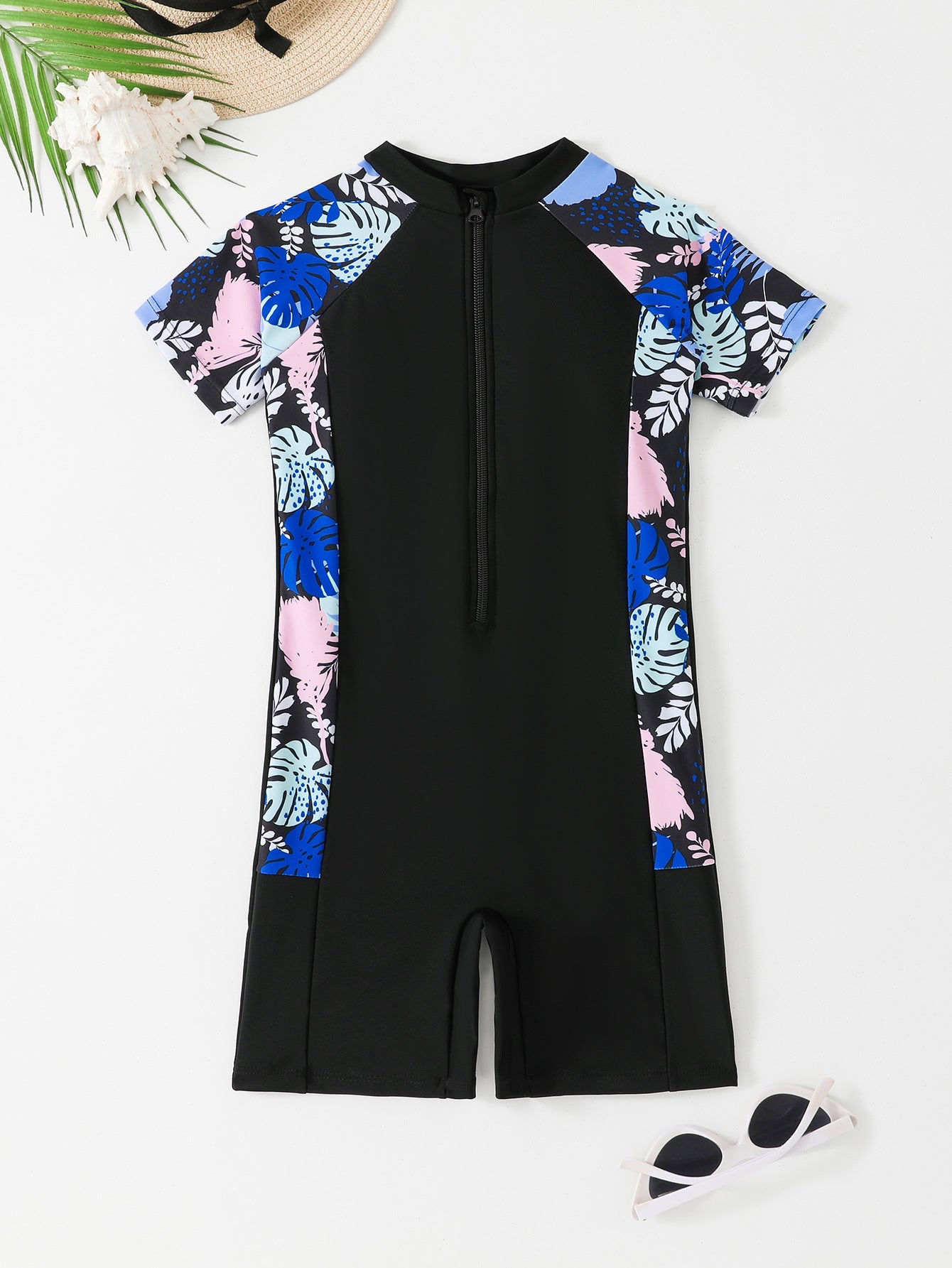 Women's One-Piece Surf Suit with Floral Design and Short Cut Ivyshape