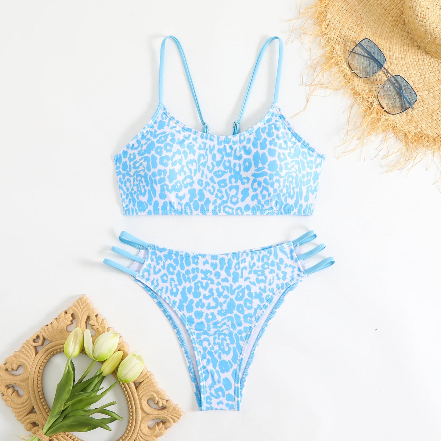 Women's bikini set with animal print and adjustable straps Ivyshape