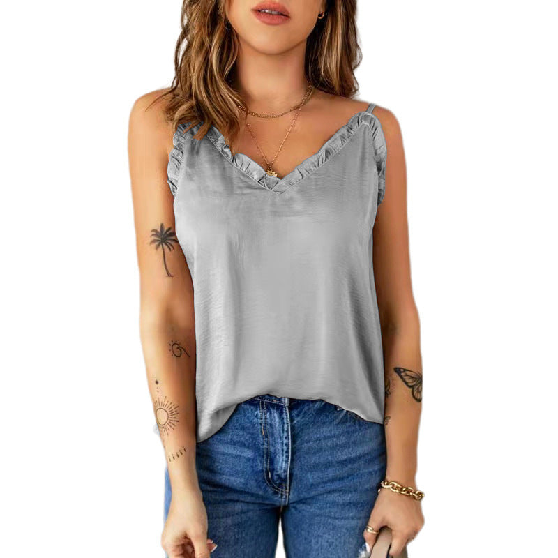Ladies casual tank top with frayed V-neck Ivyshape