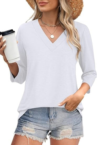 Women's V-neck top with half-length sleeves and side slits Ivyshape