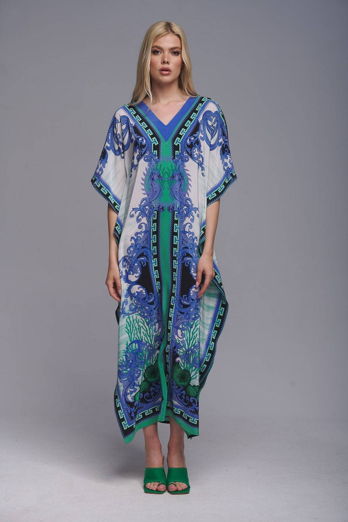 Women's Kaftan with intricate pattern and fresh design Ivyshape