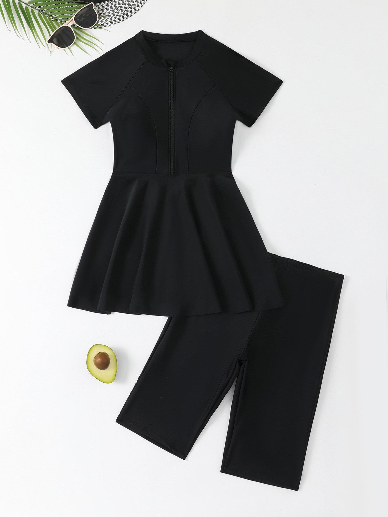 Women's swimsuit with skirt and practical zipper Ivyshape