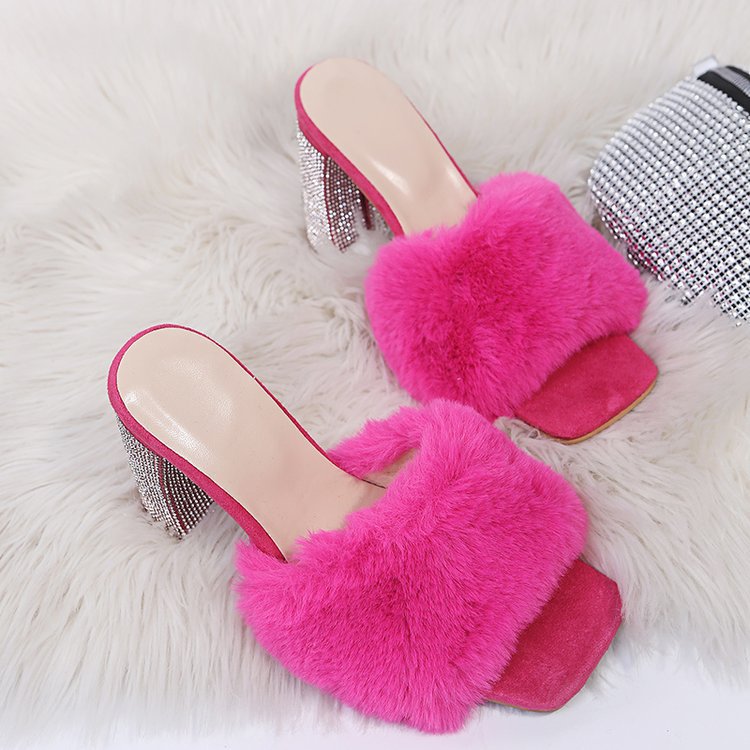 Ladies Glamorous Mules with cozy faux fur and glittering heel Ivyshape