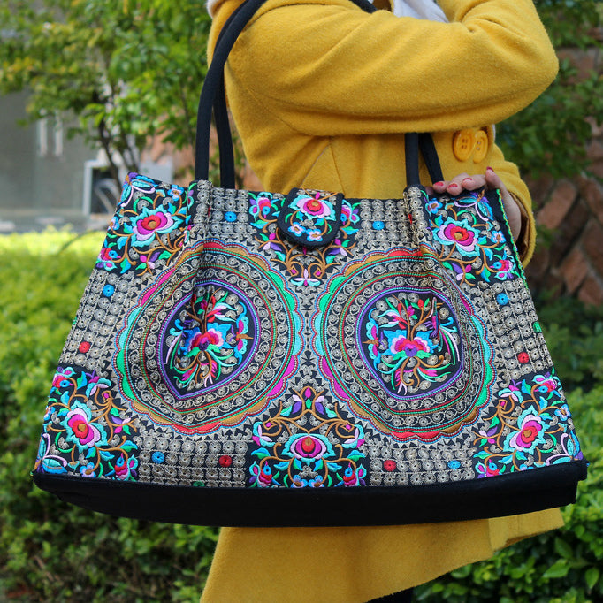 ethnic style embroidered Pompom fashion lady shoulder bag big handbag