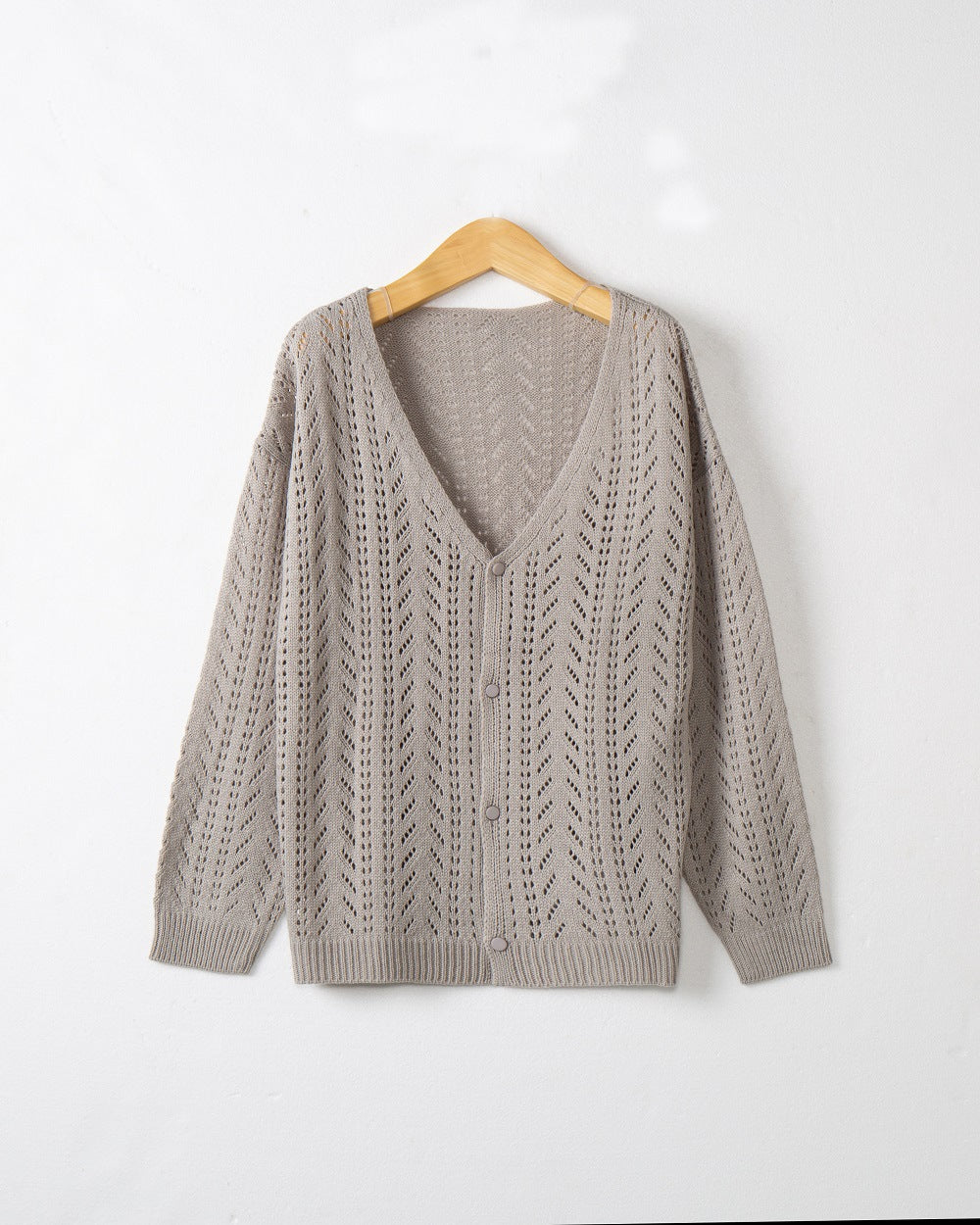 Ivyshape | V-Neck Long Sleeve Buttons Down Sweater