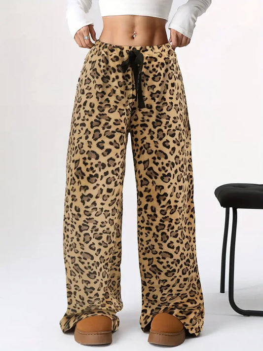 Ivyshape | Pants with Leopard Print