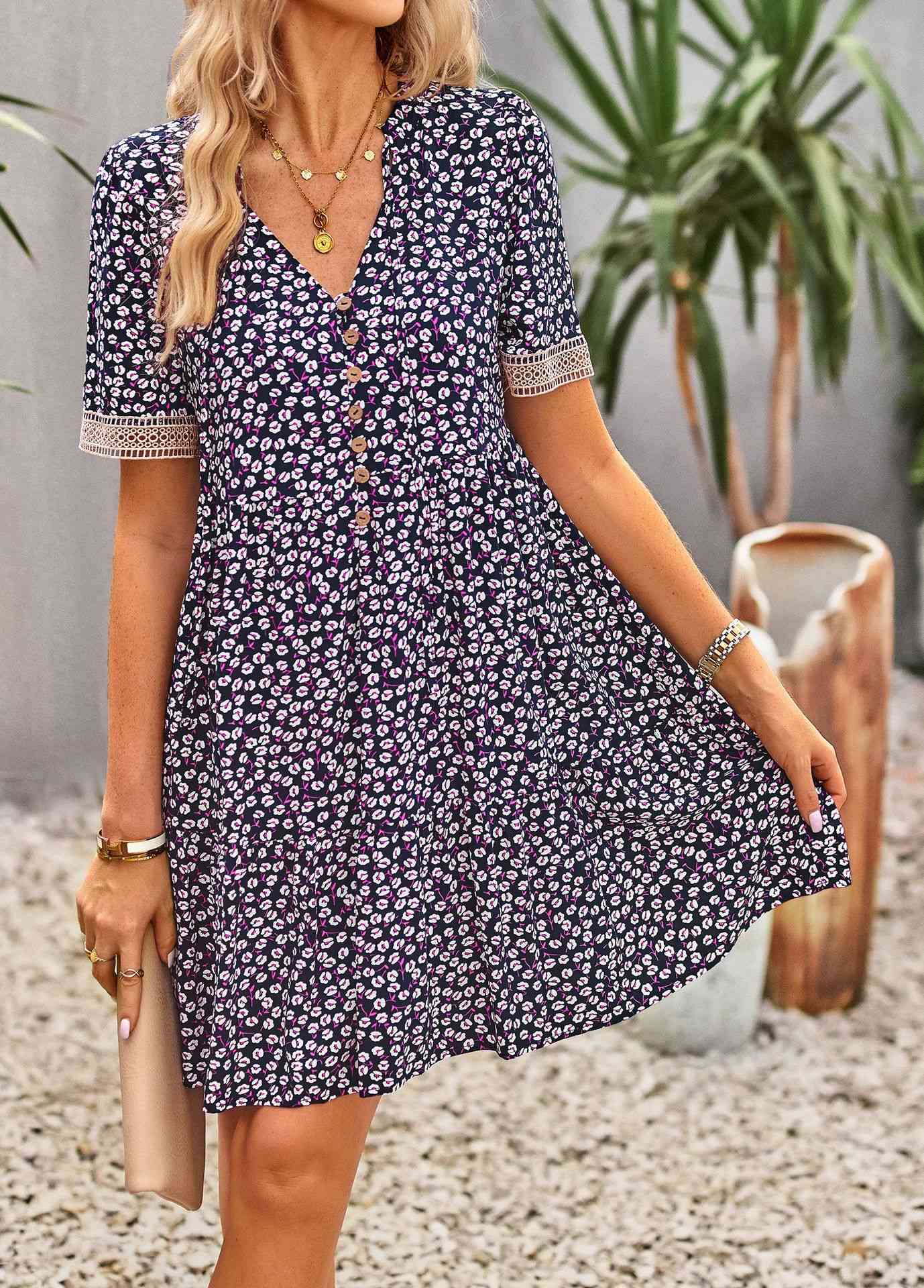 Floral Buttoned Puff Sleeve Dress