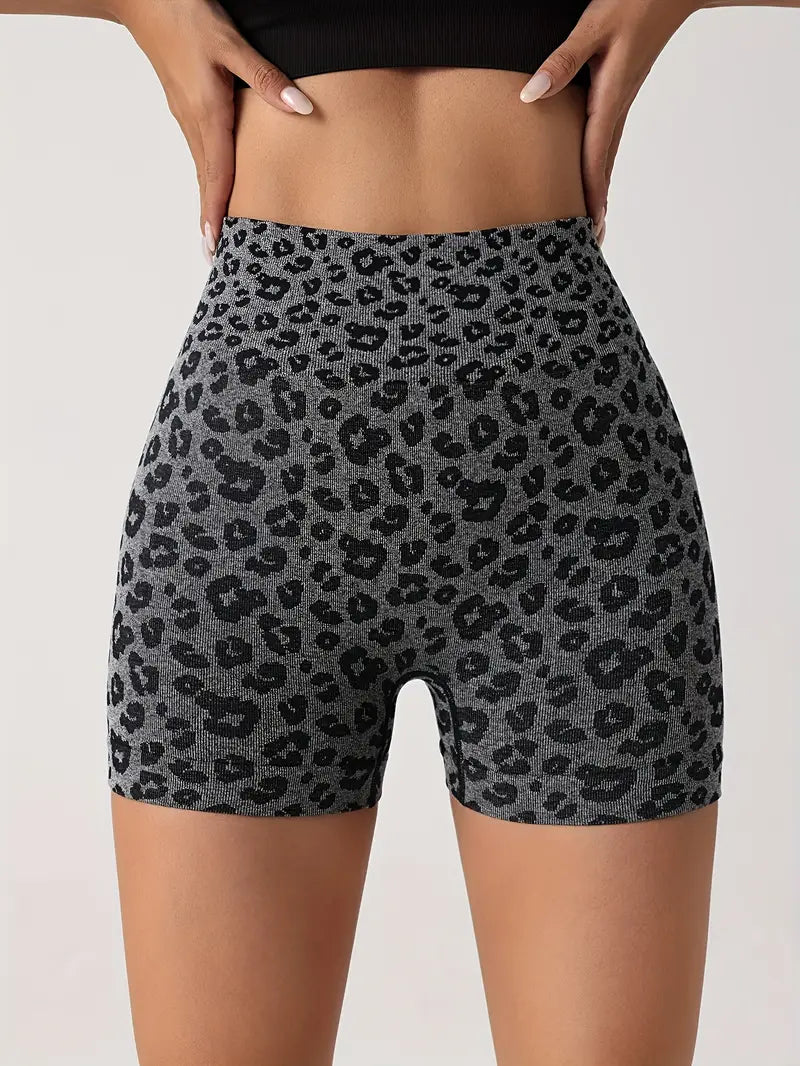 Ivyshape | Seamless Shorts with Leopard Print