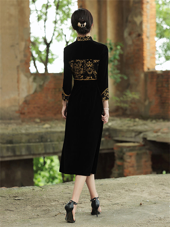 Women's Elegant Velvet Stand Collar Midi Embroidery Qipao