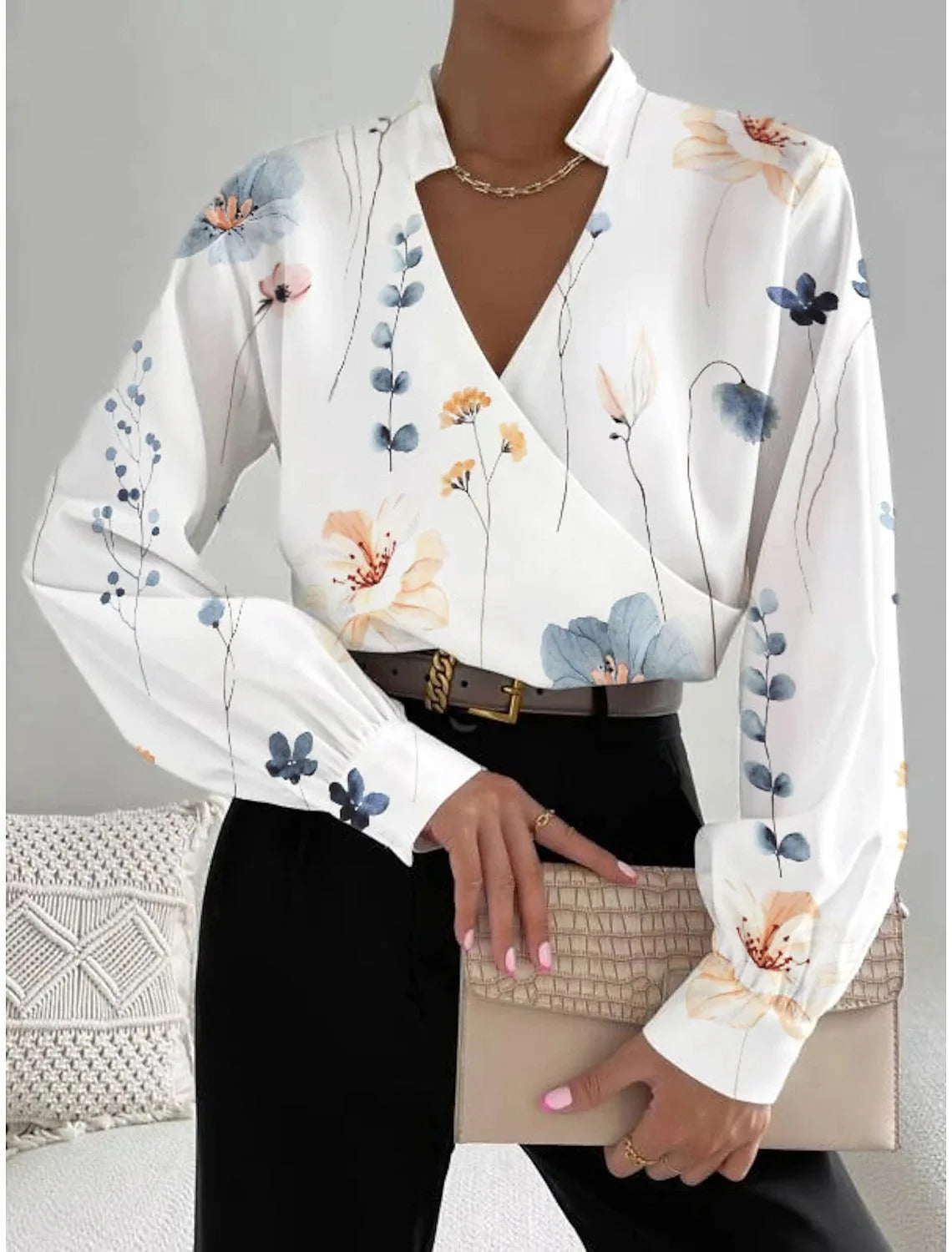 Elegant Long-Sleeve Shirt for Women