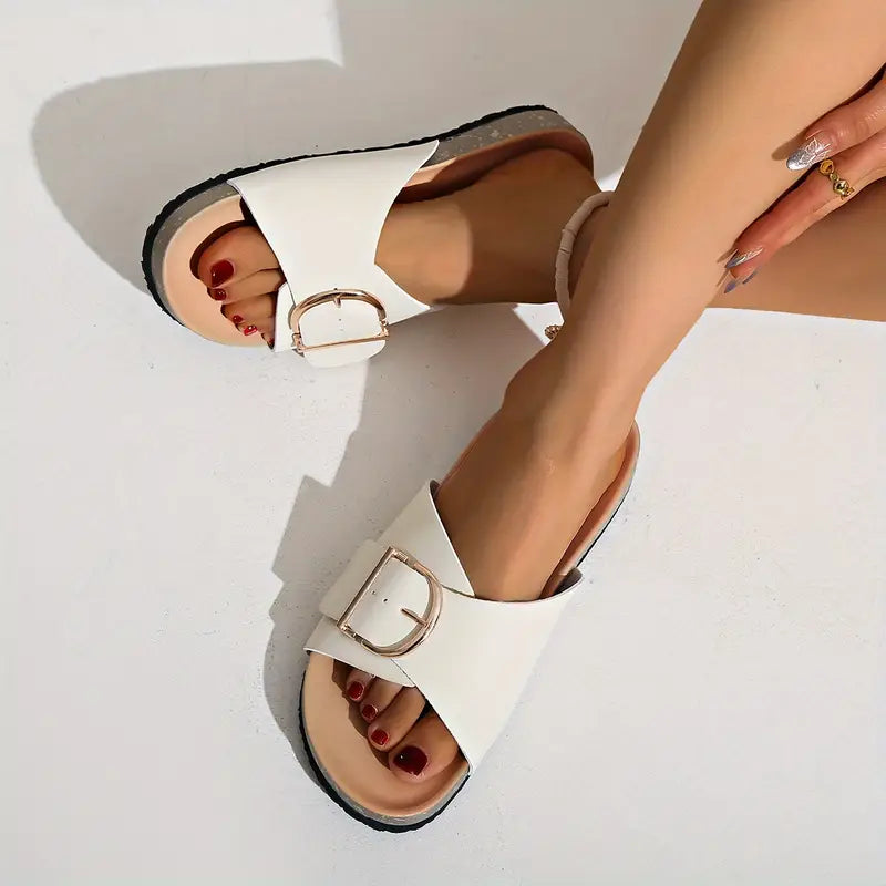 Mune Fashion | Orthopedic Flat Sandals with Adjustable Straps