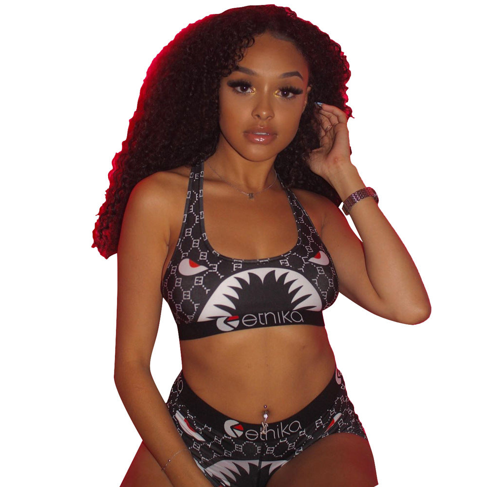 Women's sports bra with trendy animal print Ivyshape