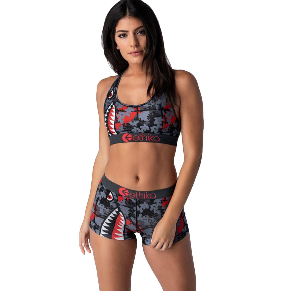 Women's sports bra with trendy animal print Ivyshape