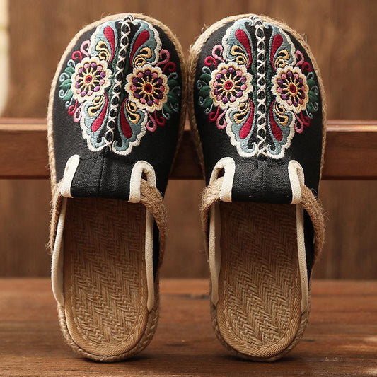 ethnic trend cloth shoes women's ancient embroidered women's shoes hand-woven shoes spread the supply explosions