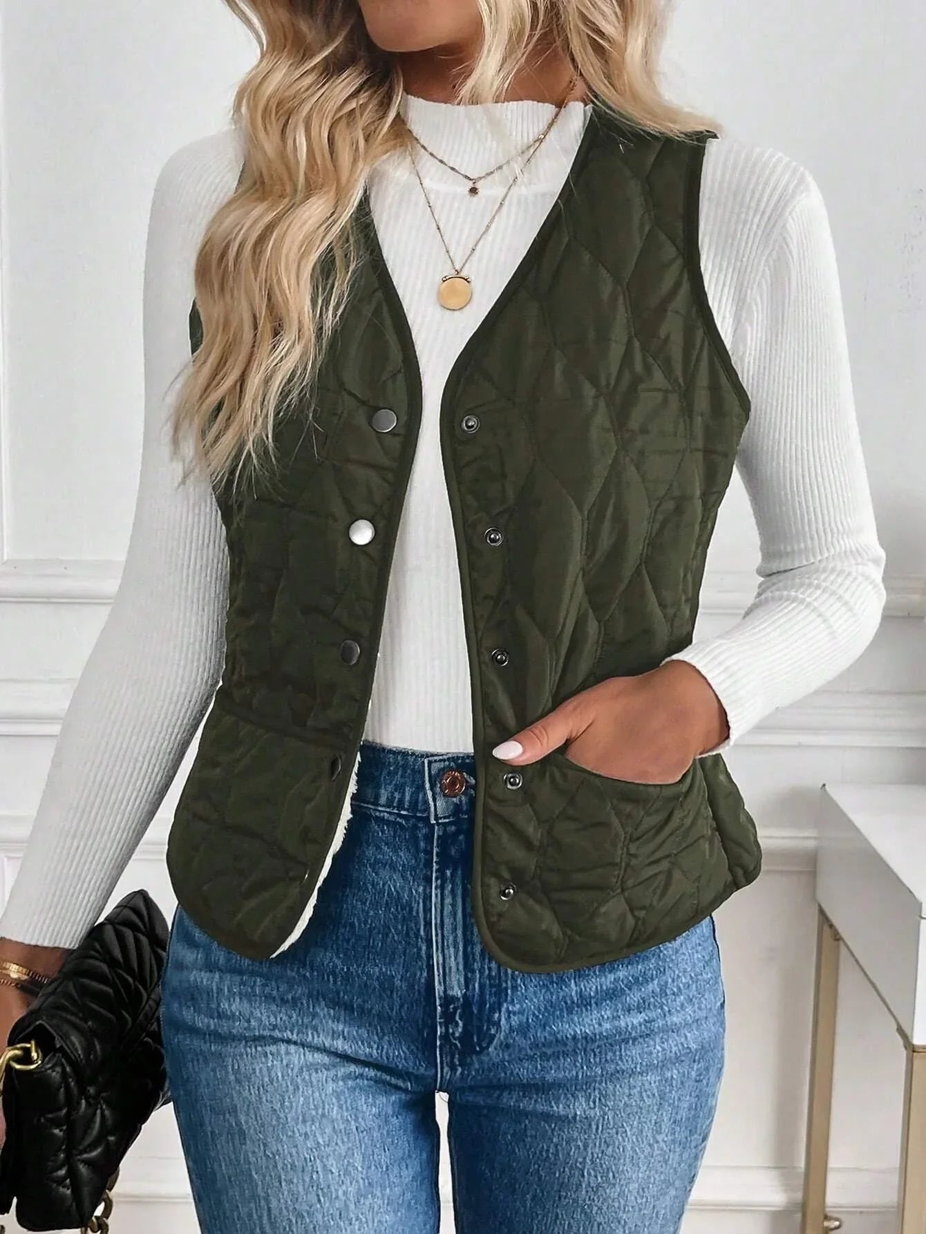 Ivyshape | Padded Lined Vest with Reversed Lamb for Women