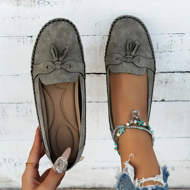 IvyShape | Classic Suede Loafers With Tassel Detail for Women