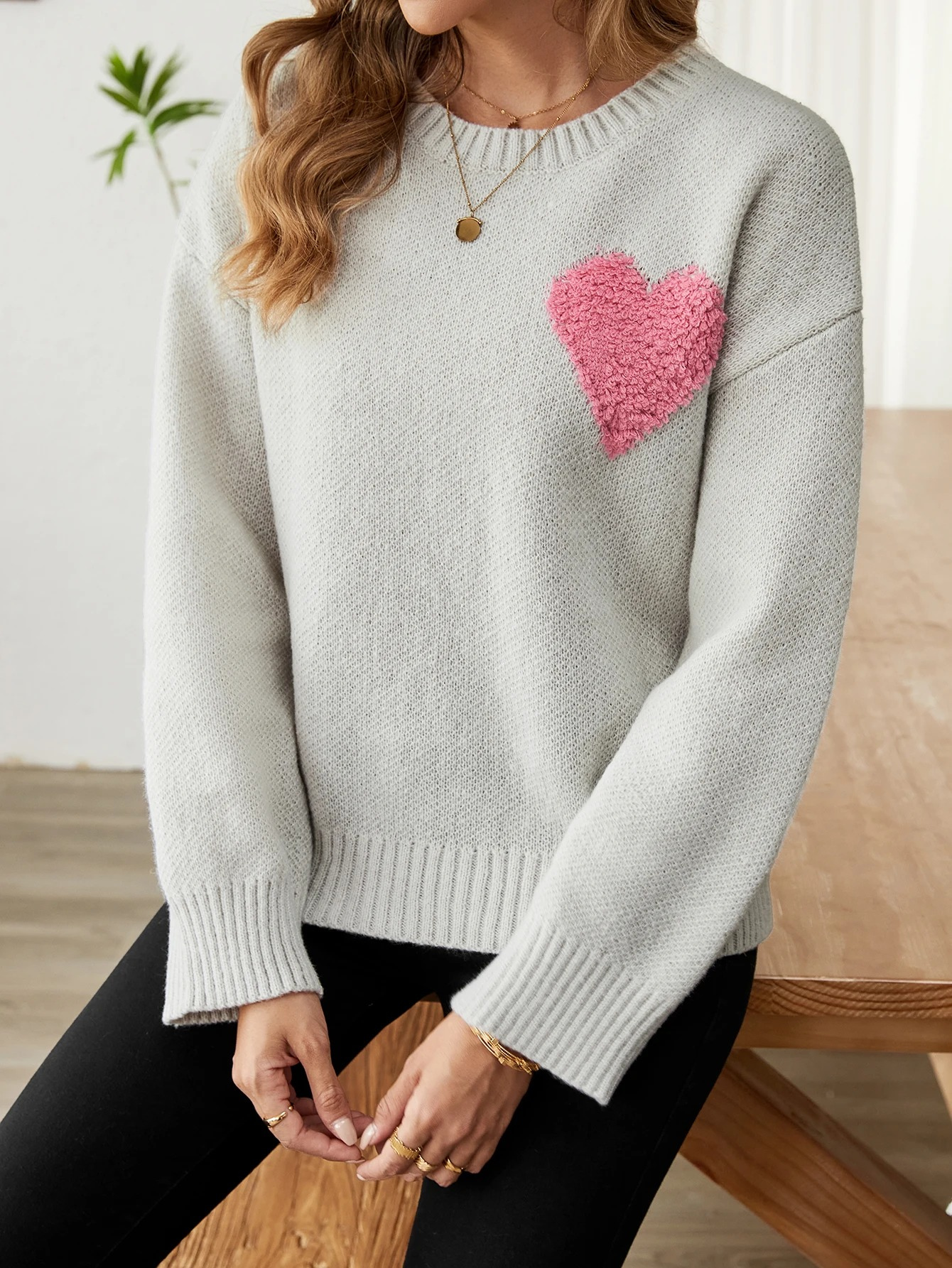 Ivyshape | Women's Warm Gray Sweater with Heart Design