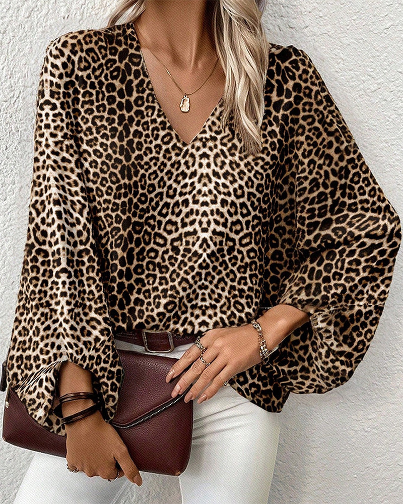 Ivyshape | Stylish Leopard Print V-Neck Top