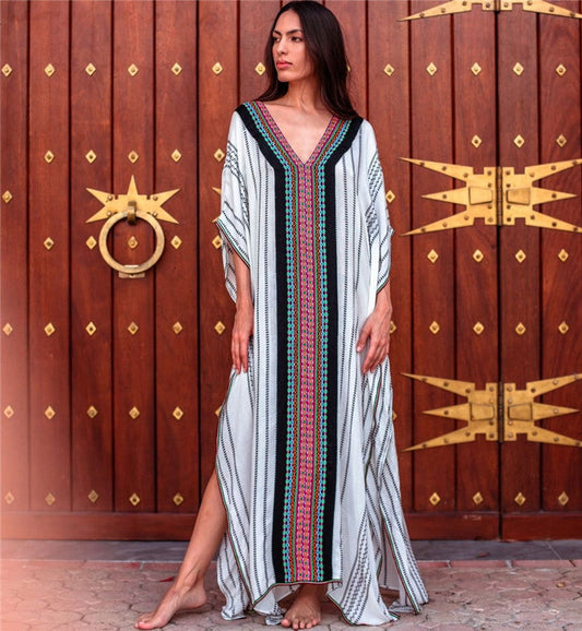 Ladies maxi dress with V-neck and artistic pattern Ivyshape