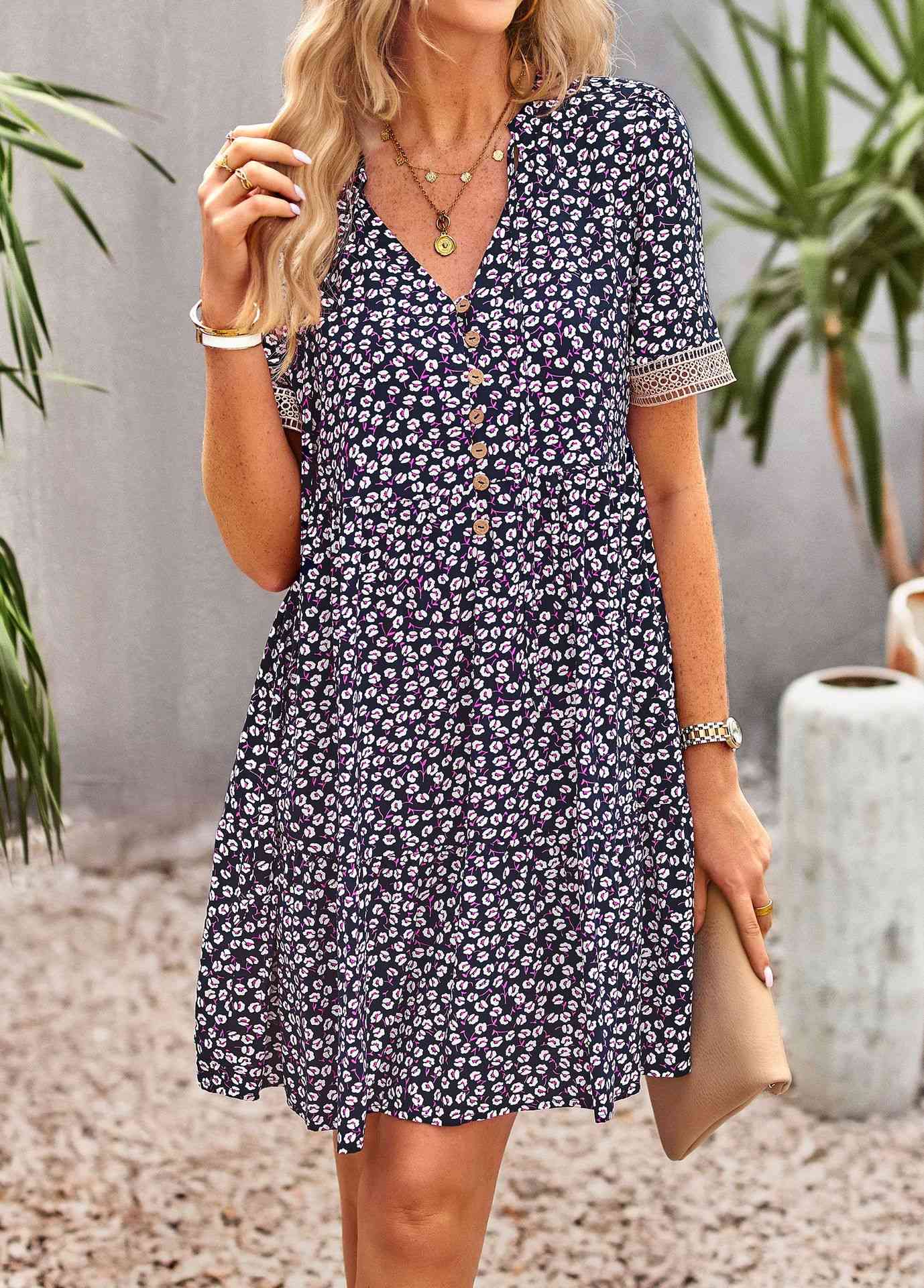 Floral Buttoned Puff Sleeve Dress