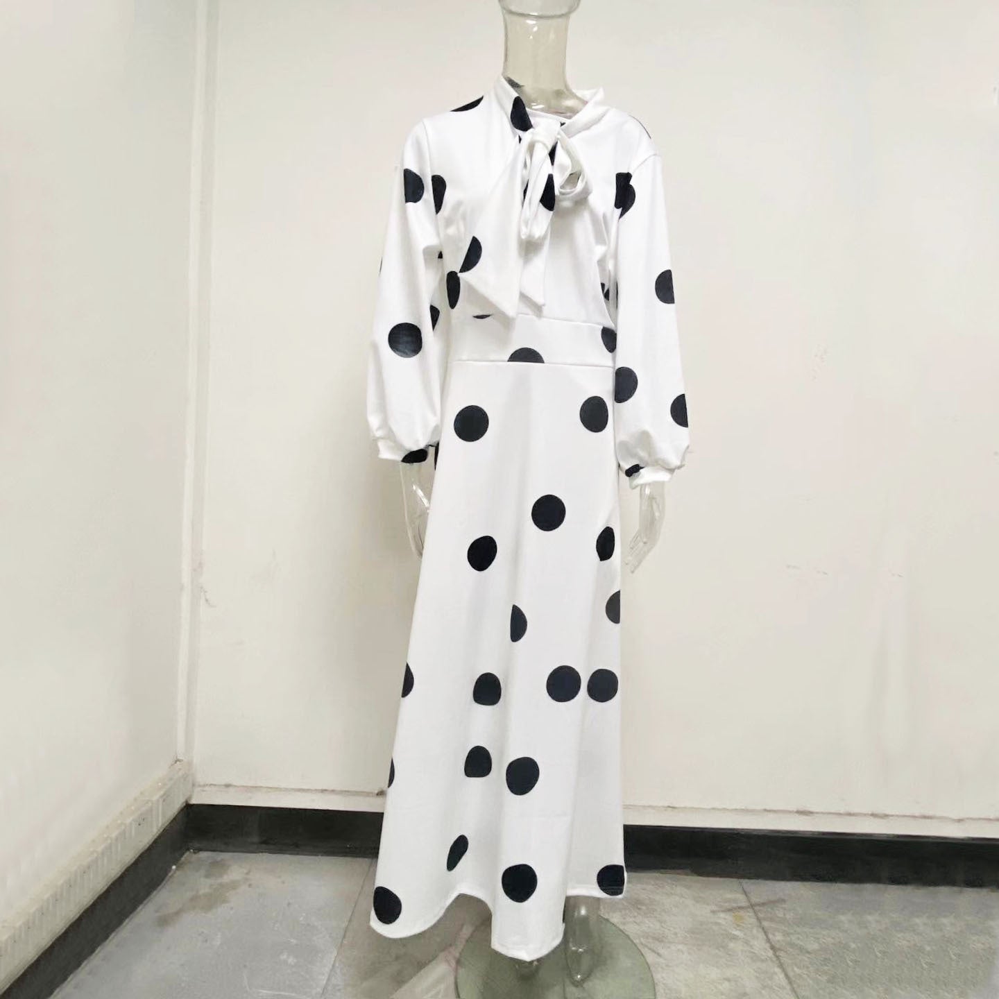 IvyShape | Printed Large Polka Dot Plus Size Dress