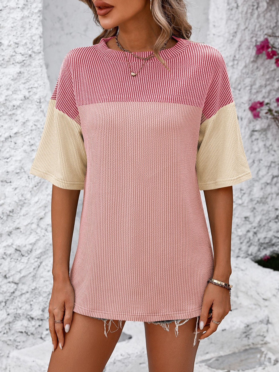 Ivyshape | Round Neck T-Shirt