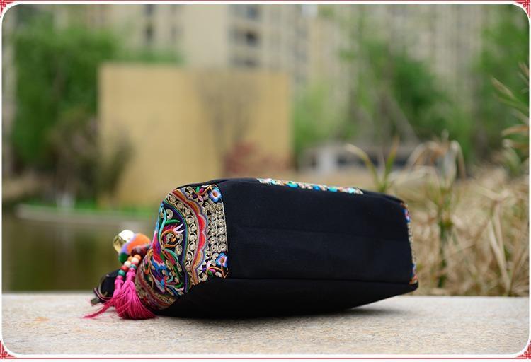 Style Embroidery Versatile Canvas Oblique Tassel Shoulder Bag