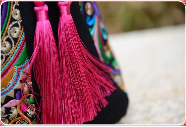 Style Embroidery Versatile Canvas Oblique Tassel Shoulder Bag