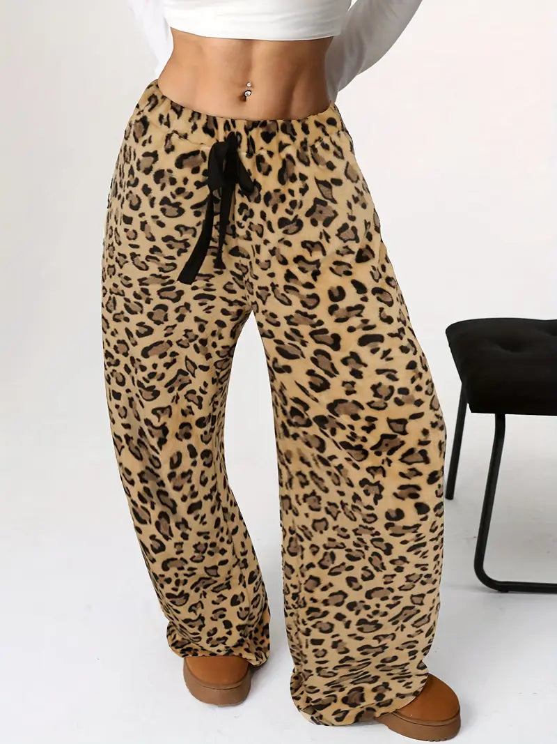 Ivyshape | Pants with Leopard Print