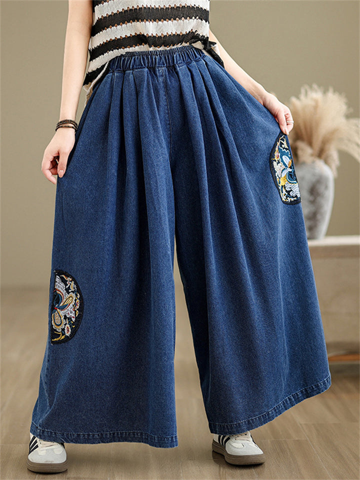 Ladies Floral Embroidered Semi-Circular Patch Elastic Waist Jeans