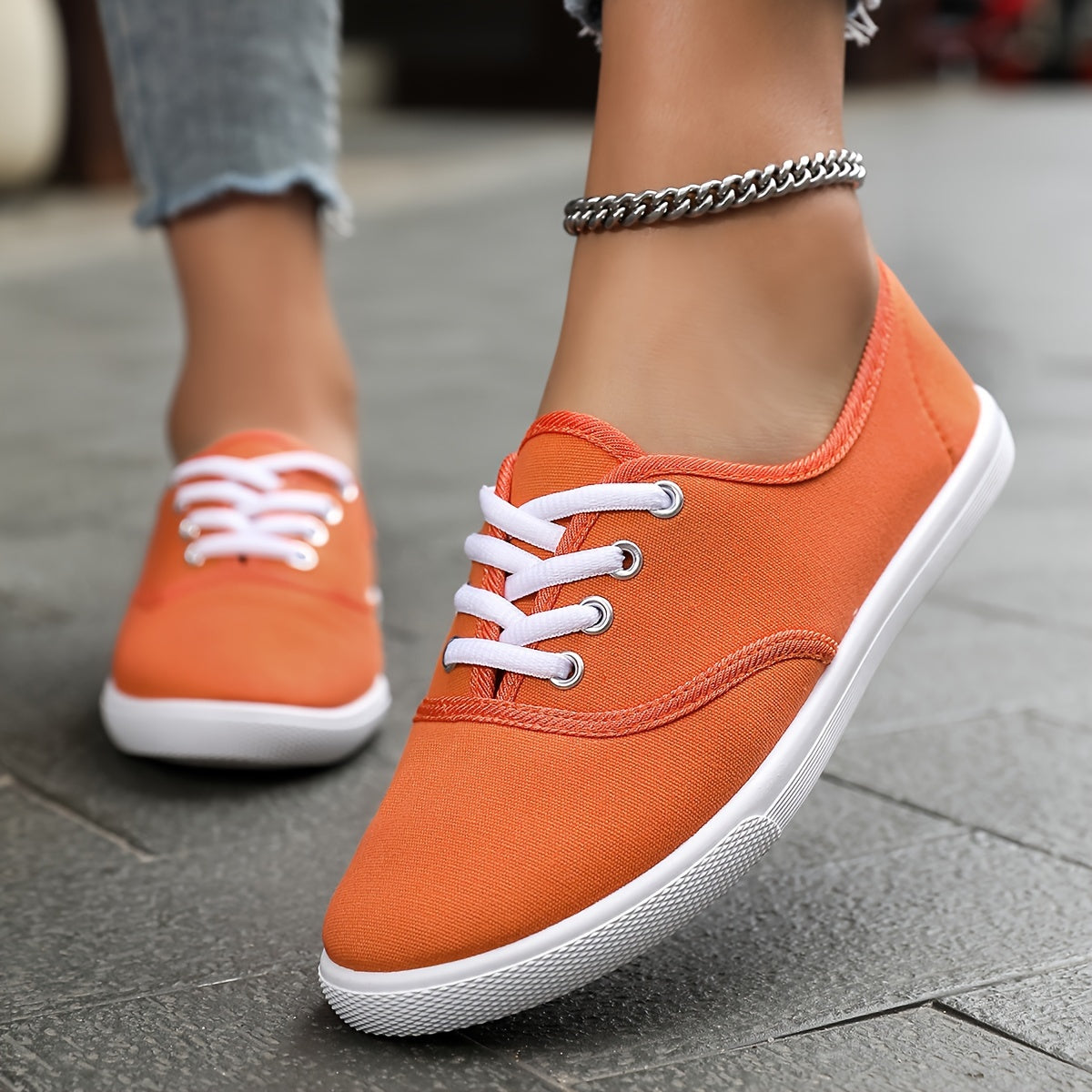 Ivyshape | Comfortable Low Top Canvas Lace-Up Shoes