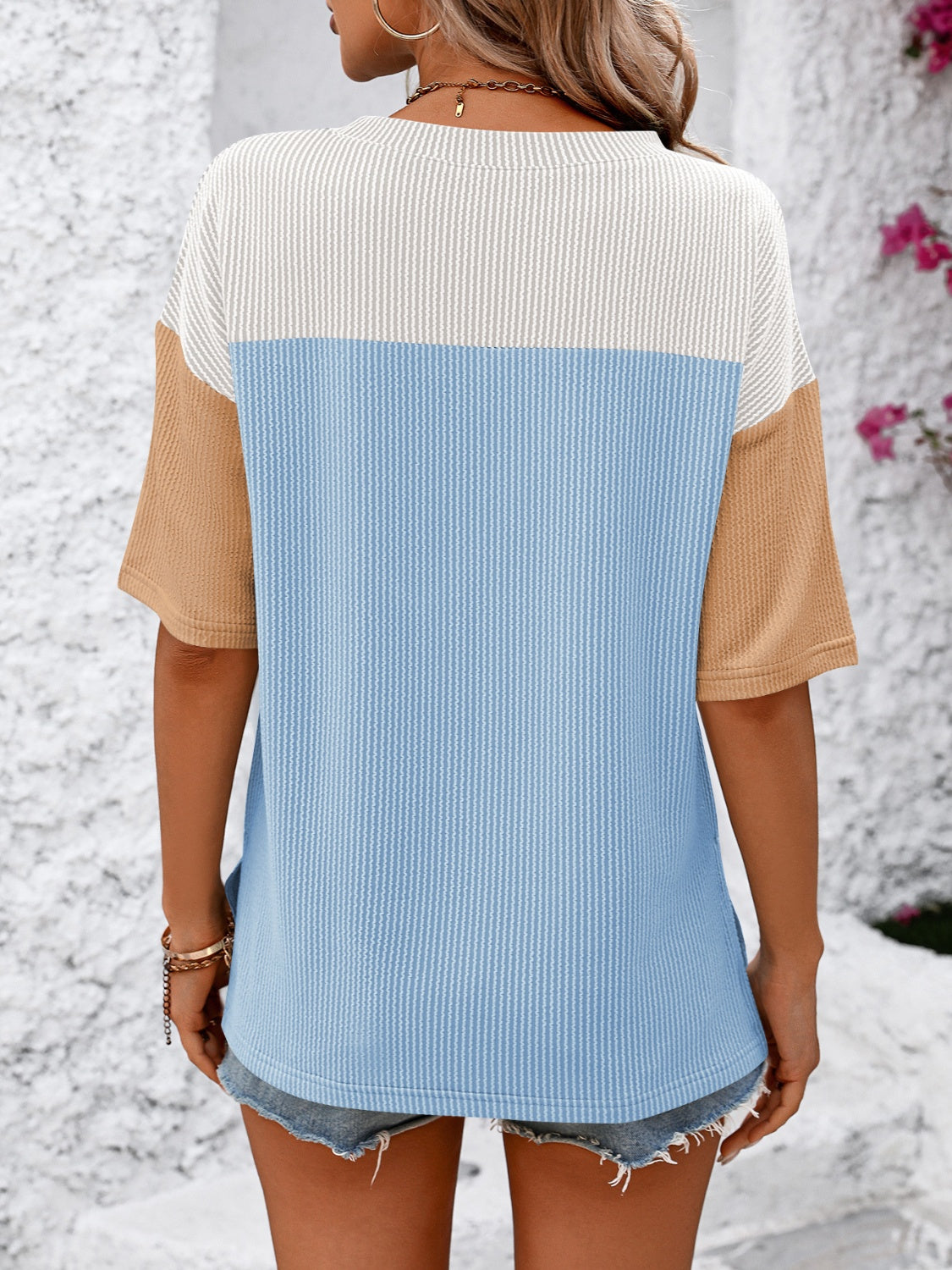 Ivyshape | Round Neck T-Shirt