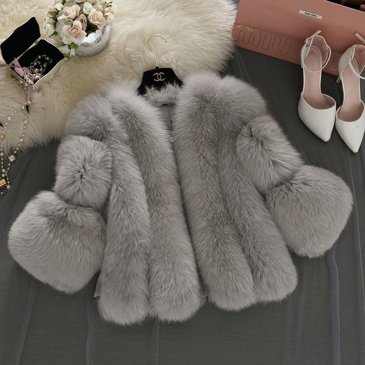 Women's Fluffy Faux Fur Coat with Loose-Fitting Sleeves Ivyshape